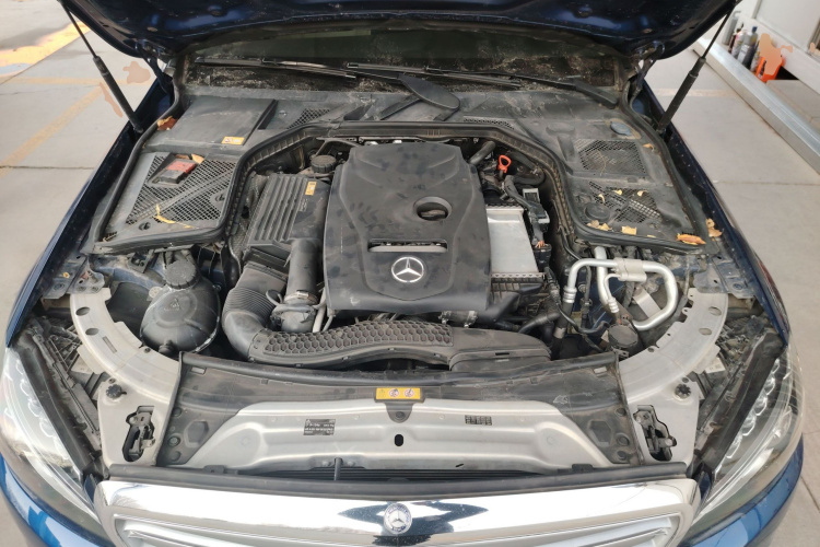 奔驰C级 2015款 改款  C 180 L局部细节24