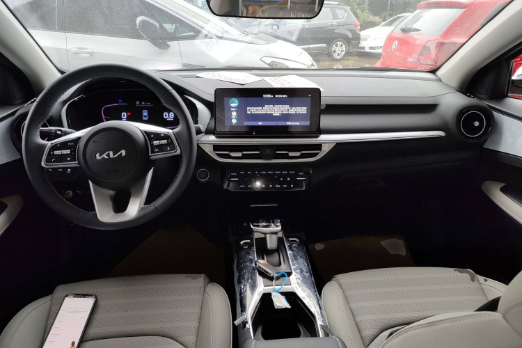 起亚K3 2024款 1.5L CVT豪华智享版中控内饰12