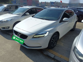 沃尔沃V40 2018款 T3 智逸版