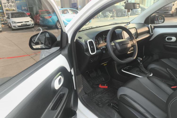 荣威 科莱威CLEVER 2022款 311km元气啵啵版中控内饰20