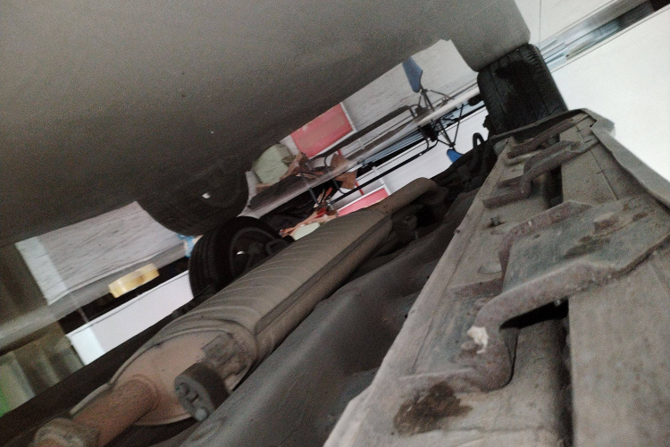 比亚迪 唐 2018款 2.0T 自动智联尊贵型 5座 国V局部细节9001