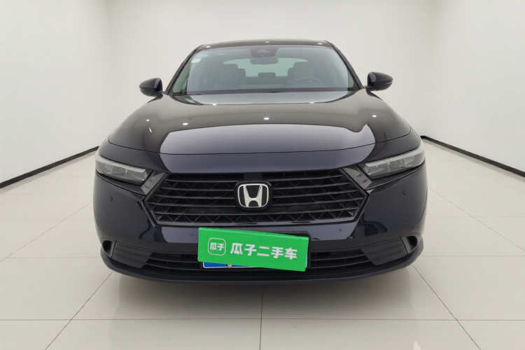 本田 雅阁 2023款 260TURBO 智享版车身外观2