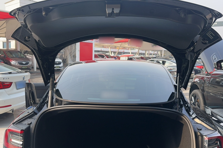 特斯拉 Model 3 2022款 后轮驱动版局部细节23