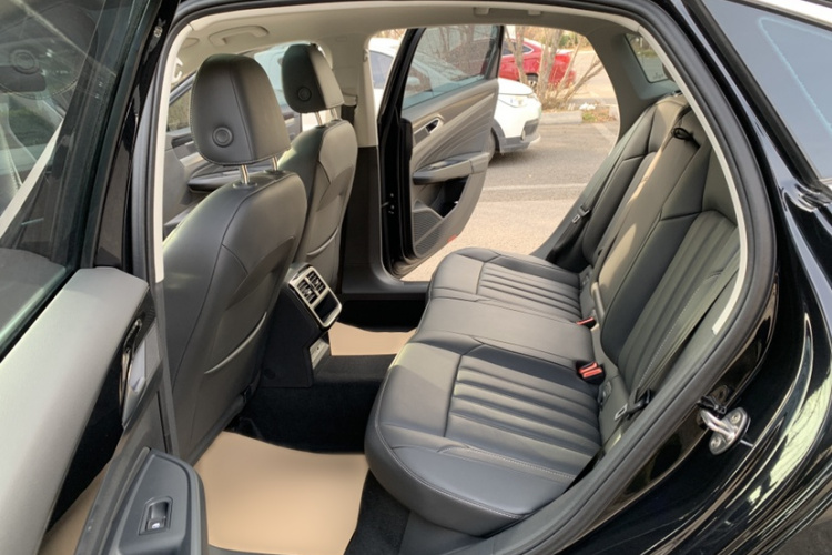 大众 帕萨特 2023款 改款 280TSI 商务版中控内饰7001