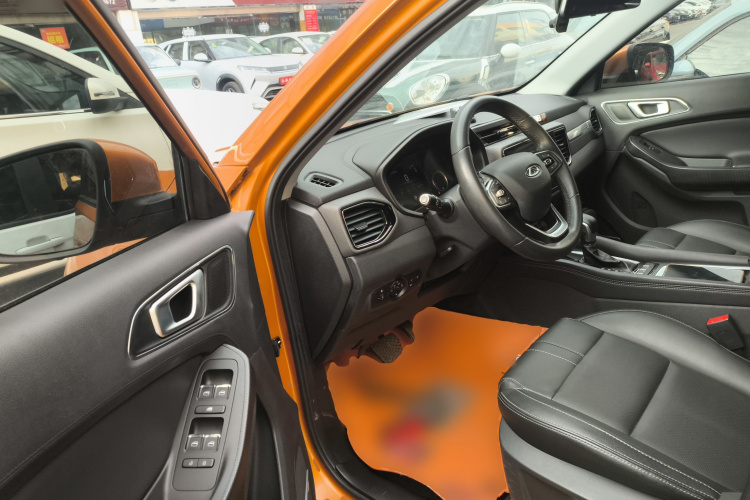 奇瑞 瑞虎5x 2019款 1.5L CVT智耀版中控内饰20