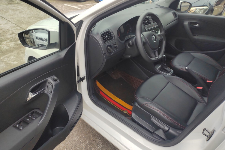 大众 Polo 2018款 1.5L 自动安驾型中控内饰20