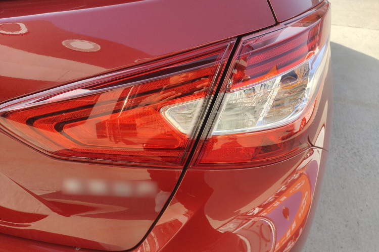 日产 骐达TIIDA 2024款 1.6L CVT智行版车身外观9