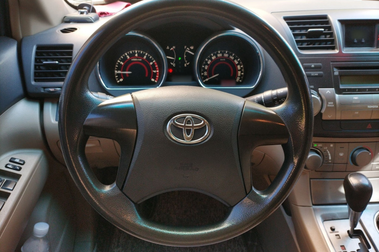 丰田 汉兰达 2009款 2.7L 两驱5座精英版局部细节13