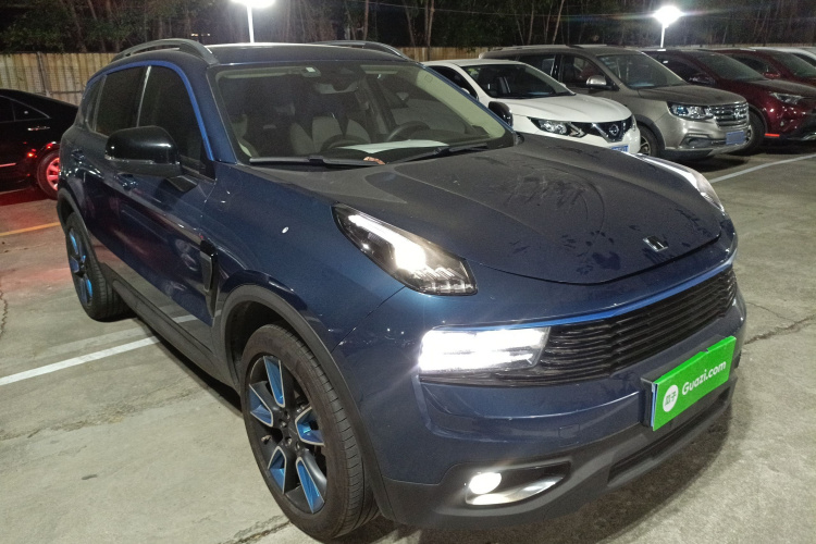 领克01 2017款 2.0T 两驱耀Pro版车身外观3