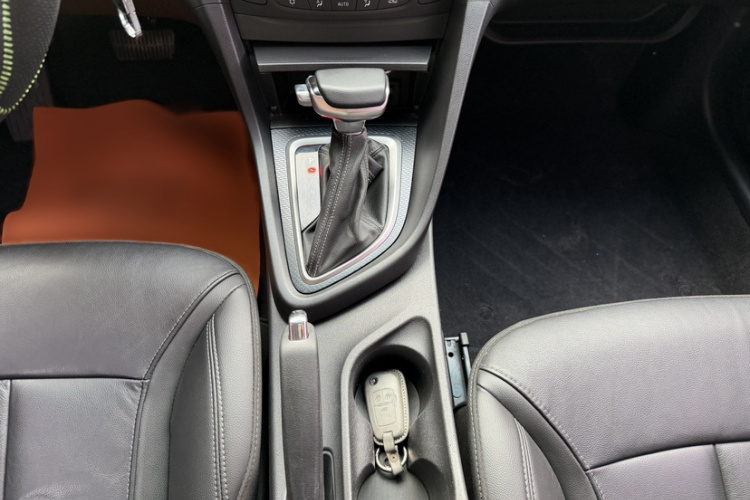 别克 英朗 2019款 18T 自动互联精英型 国VI局部细节18