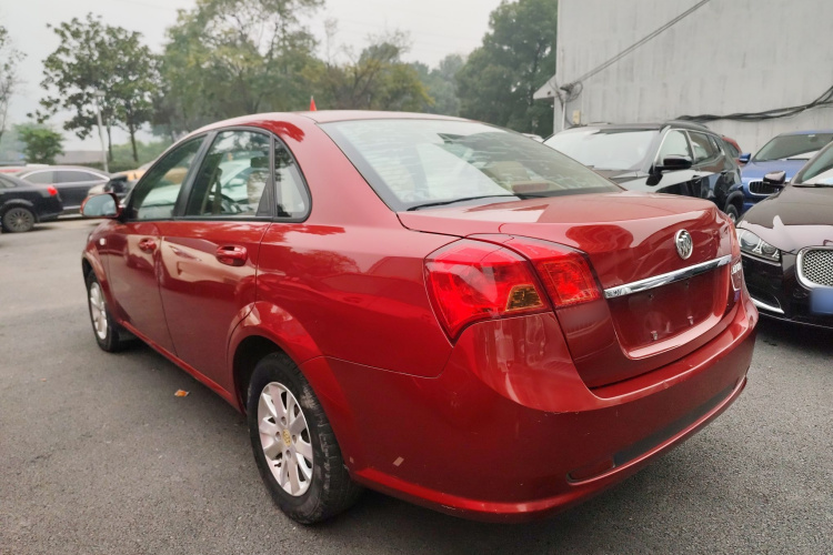 别克 凯越 2013款 1.5L 自动经典型车身外观4