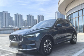 沃尔沃XC60 2023款 B5 四驱智逸豪华版