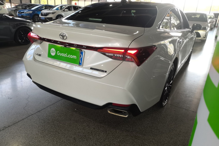 丰田 亚洲龙 2019款 2.5L Touring尊贵版 国VI车身外观7