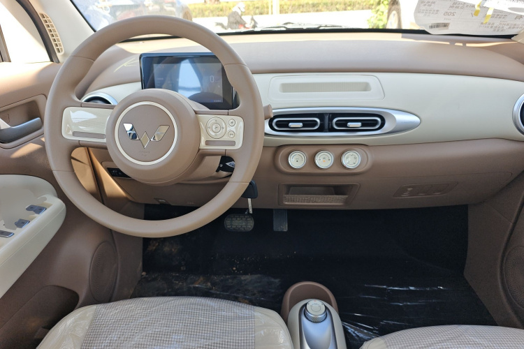 五菱汽车 宏光MINIEV 2025款 四门版 进阶款中控内饰7002