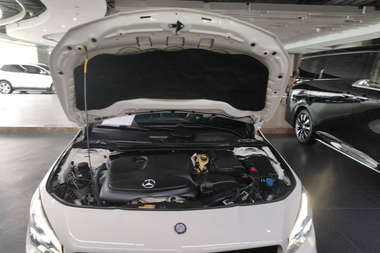 奔驰CLA 2016款 改款 CLA 220 4MATIC局部细节24