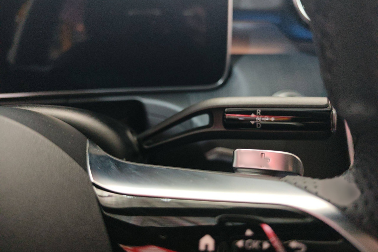 奔驰C级 2022款 C 200 L 运动版局部细节18