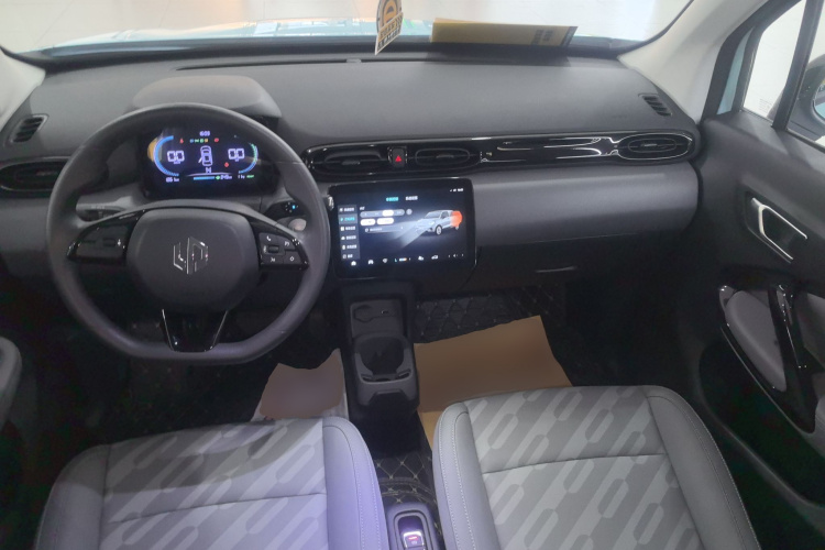 零跑汽车 零跑T03 2024款 403舒享版中控内饰7002