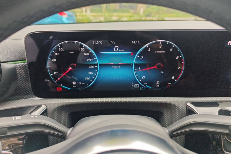 奔驰A级 2020款 改款 A 200 L 运动轿车时尚型局部细节14