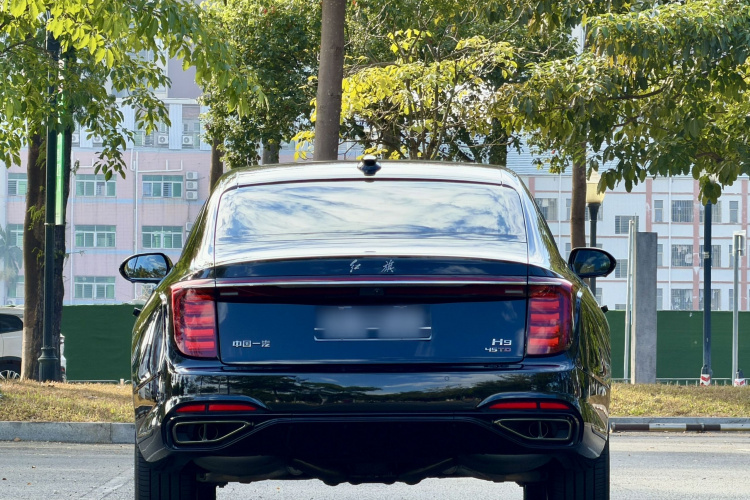 红旗H9 2024款 2.0T 旗畅 私享风尚版车身外观6