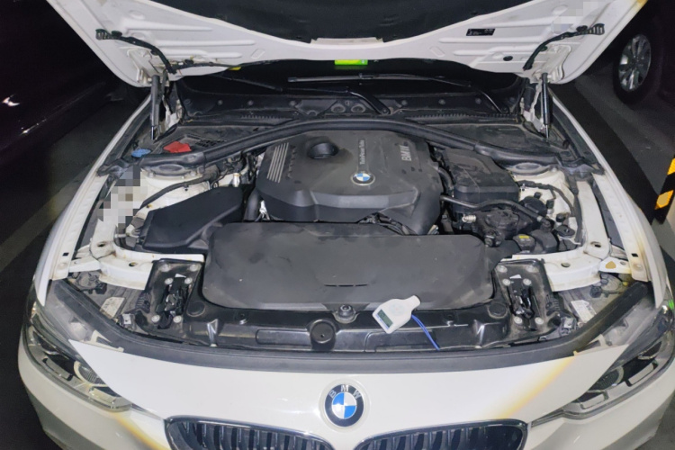 宝马3系 2017款 320i M运动型局部细节24