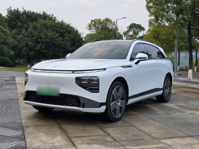 小鹏G9 2022款 702 Max