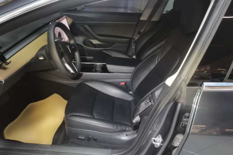 特斯拉 Model 3 2020款 标准续航后驱升级版局部细节19