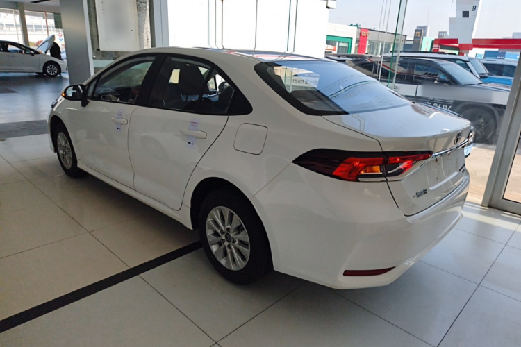 丰田 卡罗拉 2023款 1.2T 先锋版车身外观6003