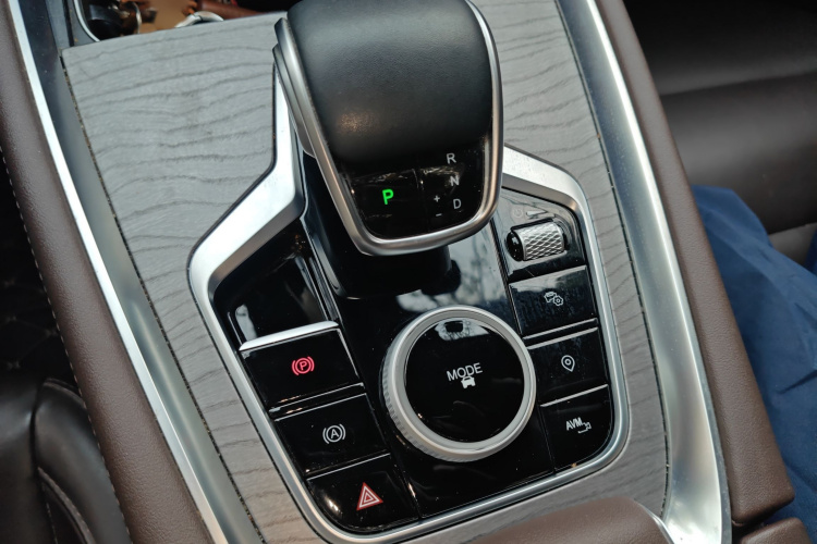 奇瑞 瑞虎8 PRO 2024款 冠军版 390T 两驱巅峰版 5座局部细节18