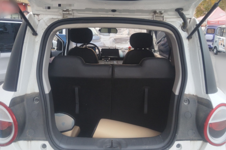 长安启源 长安Lumin 2022款 210km 香甜款中控内饰23