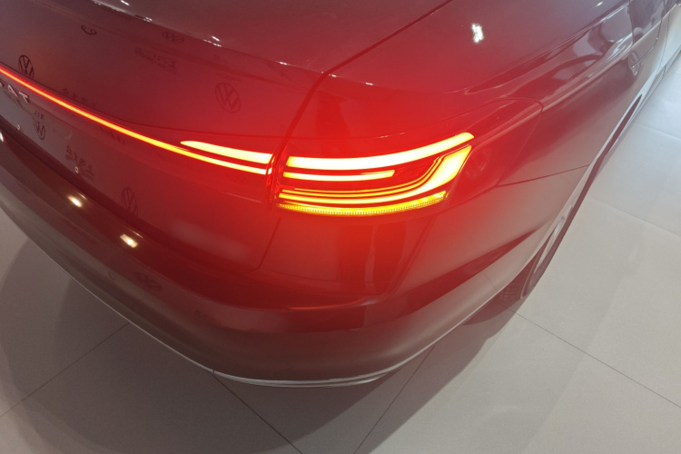 大众 帕萨特 2022款 280TSI 商务版车身外观6006