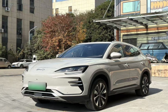 比亚迪 宋PLUS新能源 2024款 荣耀版 EV 605km 旗舰PLUS