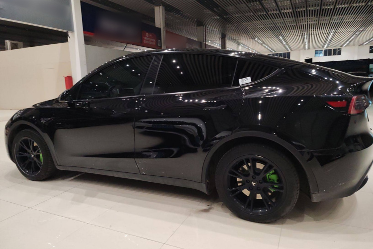 特斯拉 Model Y 2022款 改款 后轮驱动版车身外观6003
