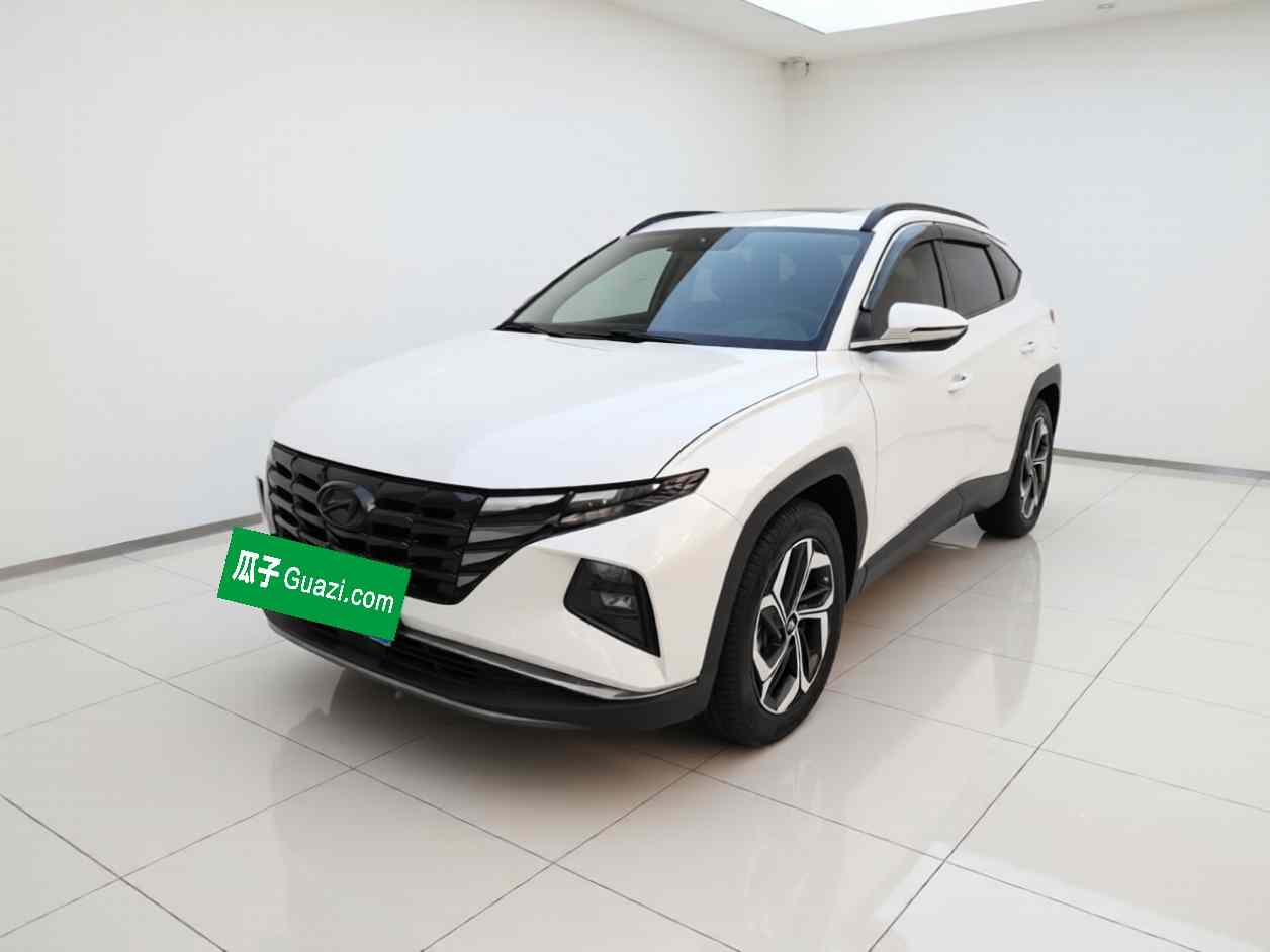 现代 2023款 途胜L 1.5T 自动两驱DLX豪华版(2)