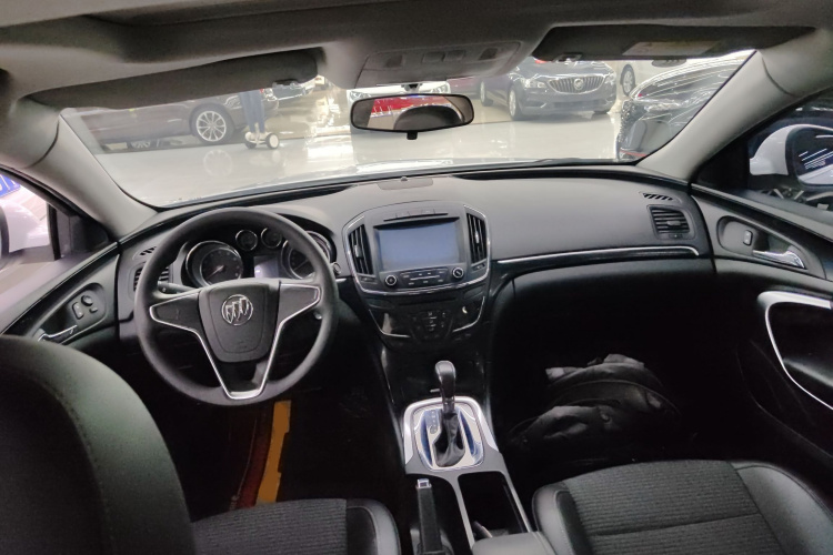 别克 君威 2015款 1.6T 领先技术型中控内饰12