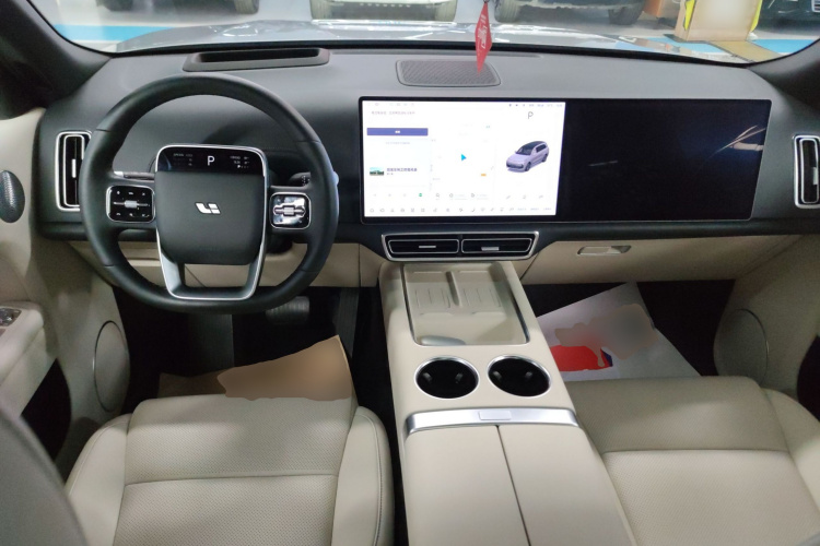 理想汽车 理想L9 2024款 Ultra中控内饰12
