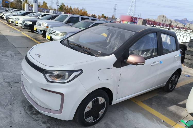 江淮钇为 钇为花仙子 2024款 挚爱版 301km Air车身外观4