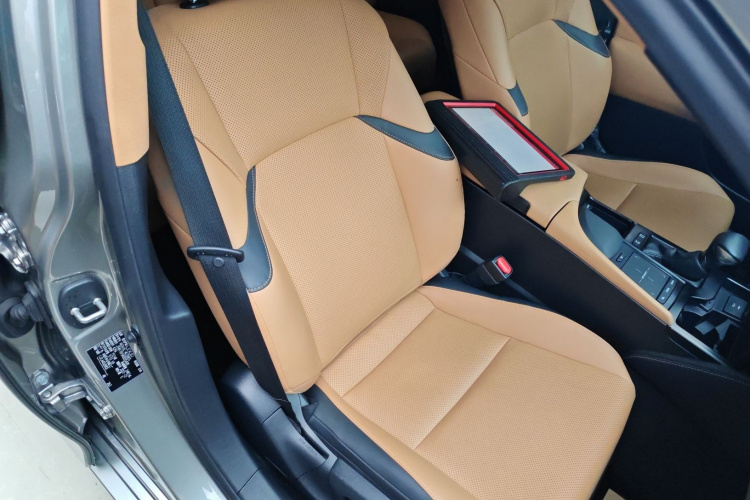 雷克萨斯ES 2021款 260 卓越版局部细节41