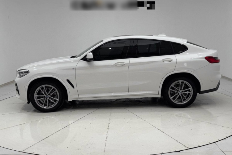 宝马X4 2021款 xDrive 25i M运动套装车身外观6003