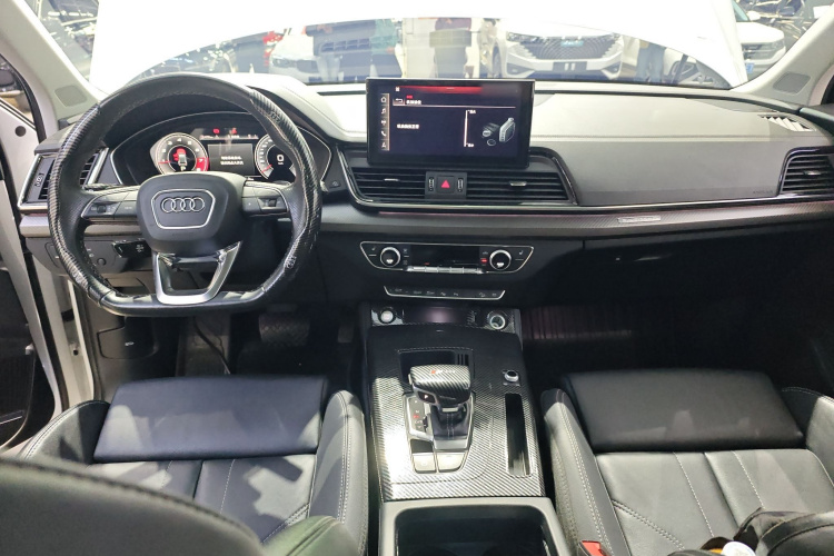 奥迪Q5L 2021款 45 TFSI 豪华动感型中控内饰7002