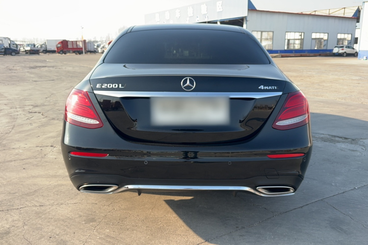 奔驰E级 2017款 E 200 L 运动型 4MATIC车身外观6005
