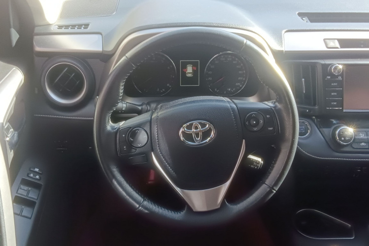 丰田 RAV4荣放 2016款 2.0L CVT两驱智尚版 国V中控内饰13