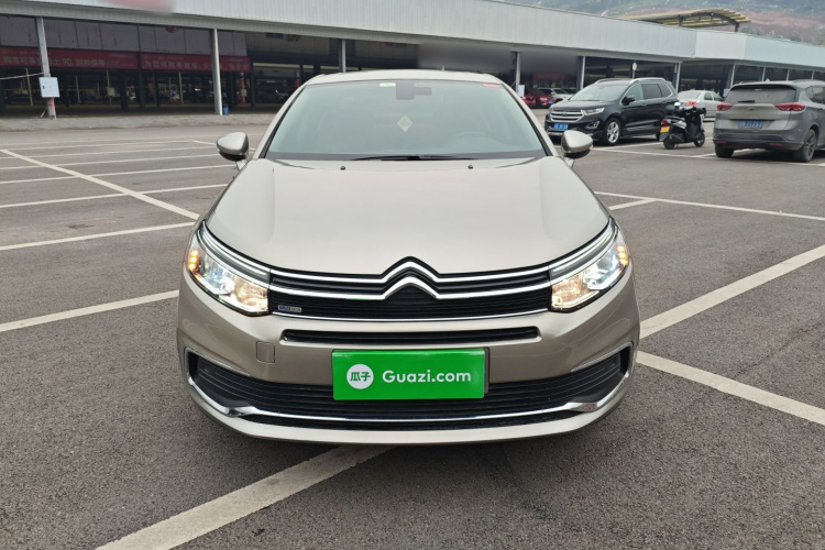 雪铁龙C5 2017款 350THP 自动豪华型车身外观2