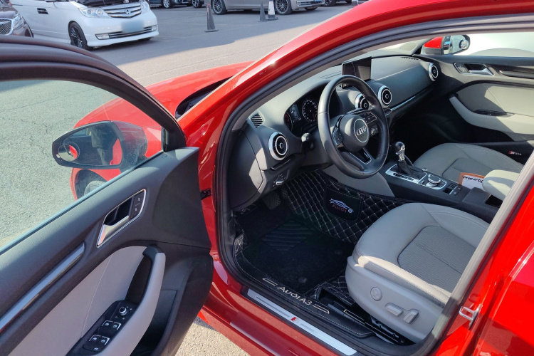 奥迪A3 2019款 Limousine 35 TFSI 时尚型 国VI中控内饰7003