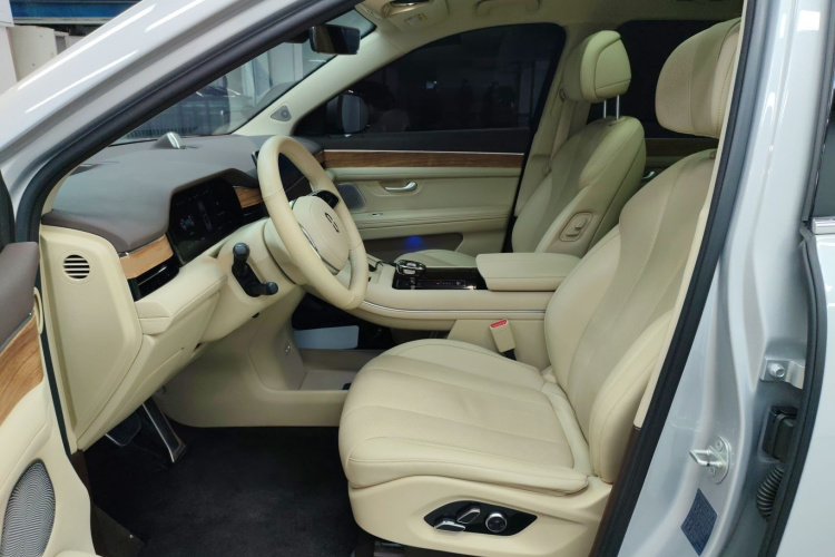 鸿蒙智行 问界M7 2024款 1.5T 后驱Plus版 5座局部细节19