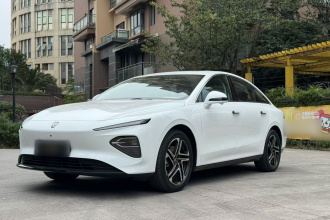 荣威D7 2023款 EV 510km 后驱旗舰版