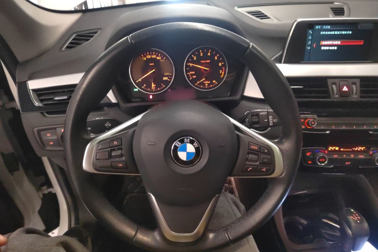 宝马X1 2018款 sDrive18Li 时尚型局部细节13