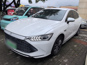 比亚迪 秦PLUS 2021款 DM-i 55KM 旗舰型