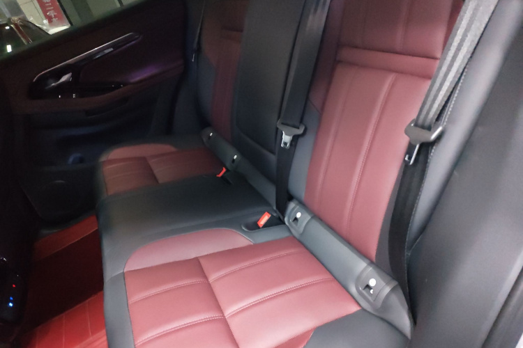 路虎 揽胜极光 2023款 极光L 249PS 豪华版中控内饰7004