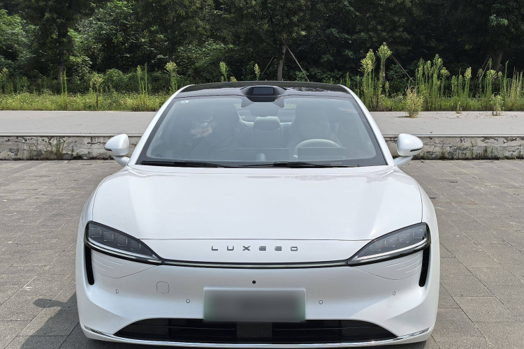 鸿蒙智行 智界S7 2025款 855km Max车身外观6001