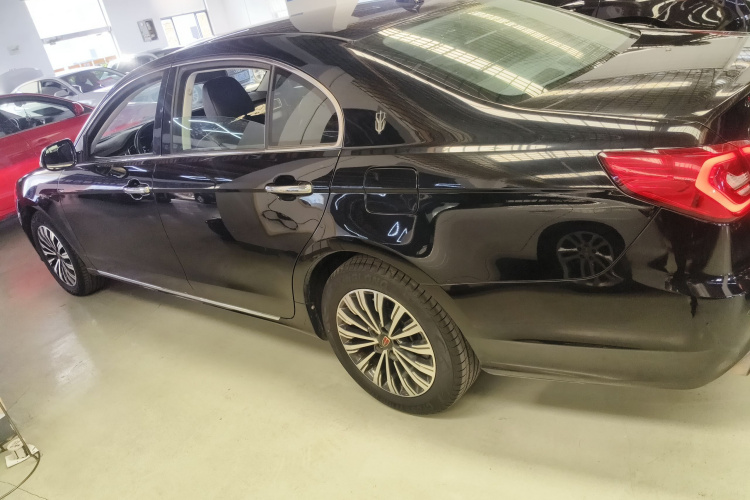 红旗H7 2019款 1.8T 舒适版车身外观6003